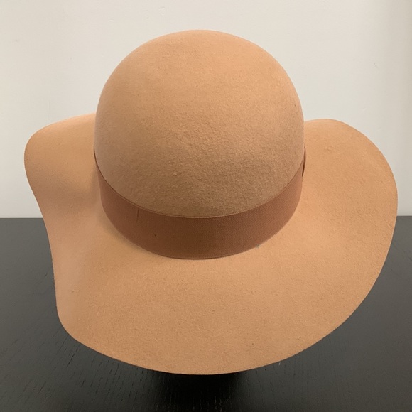 Women’s  fashion wool hat - Picture 3 of 8